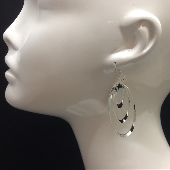 Jewelry - Sale!Urban Well Bred Sterling Silvr Ovals Earrings